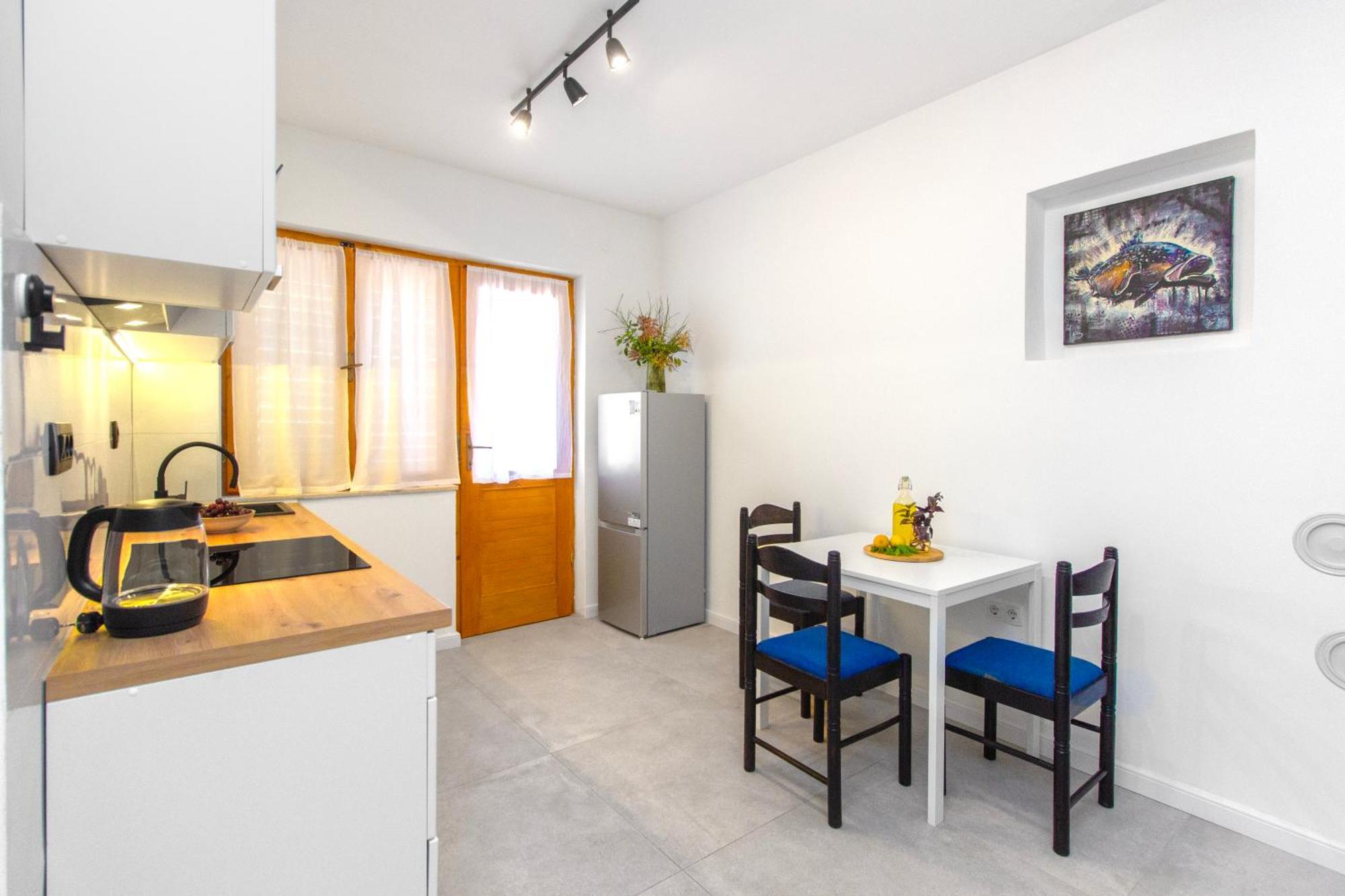 Studio Apartman Casa Lambasa ชิเบนิก ภายนอก รูปภาพ